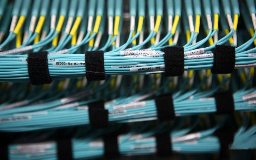 OM5ファイバー伝送距離 OM5 fiber transmission distance
